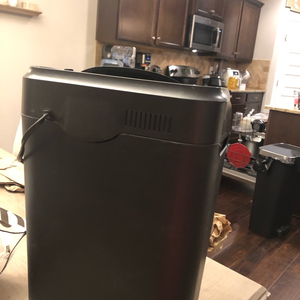 Broken Paper Shredder - Picture 3 of 5
